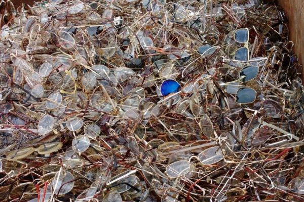scrap-spectacles